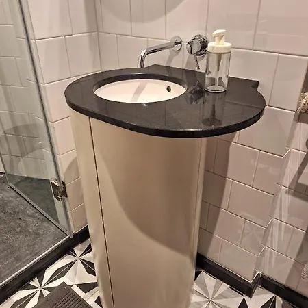 Vandrerhjem Easy Host Porto