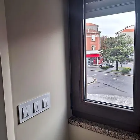 Easy Host *