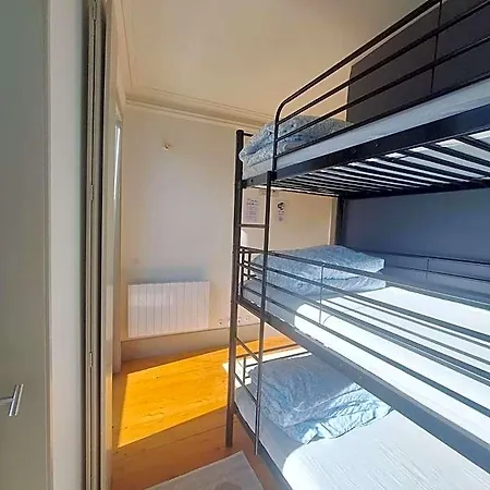Easy Host بيت شباب بورتو