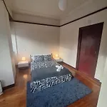 Easy Host *