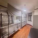 Easy Host *