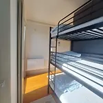 Easy Host *