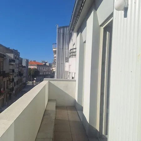 אכסניה Easy Host *